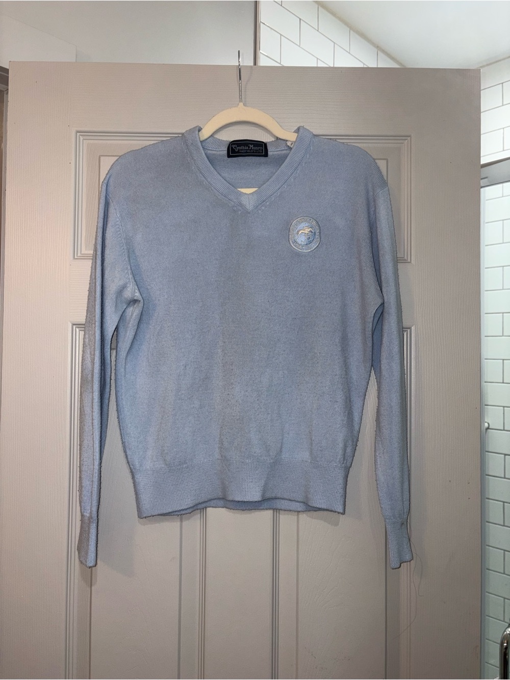 Hadfield’s Sweater - Picture 2 of 8